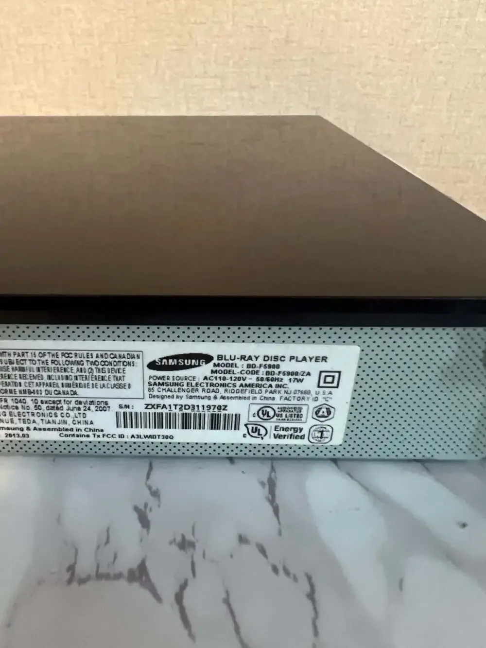 Samsung BD-F5900 3D Blu-ray Disc Player ( no remote)